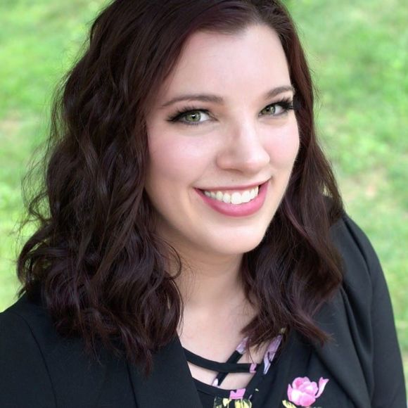 Meet your Posher, Ashleigh - Picture 1 of 1